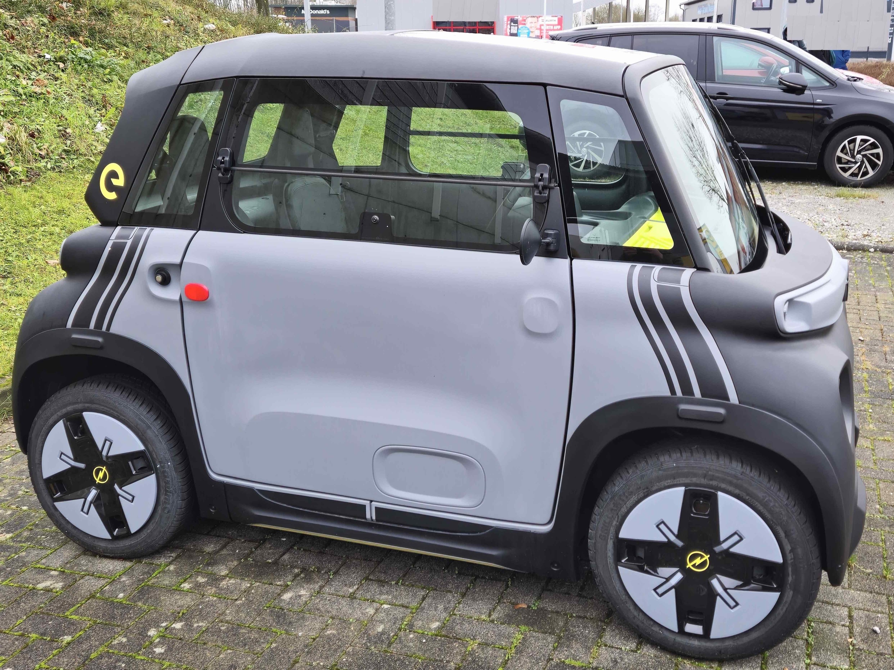 Opel Rocks-e Tekno beim Händler